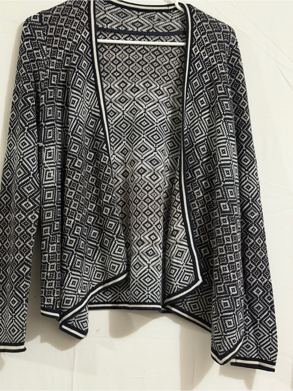 LOFT Black & White Geometric Open-Front Cardigan